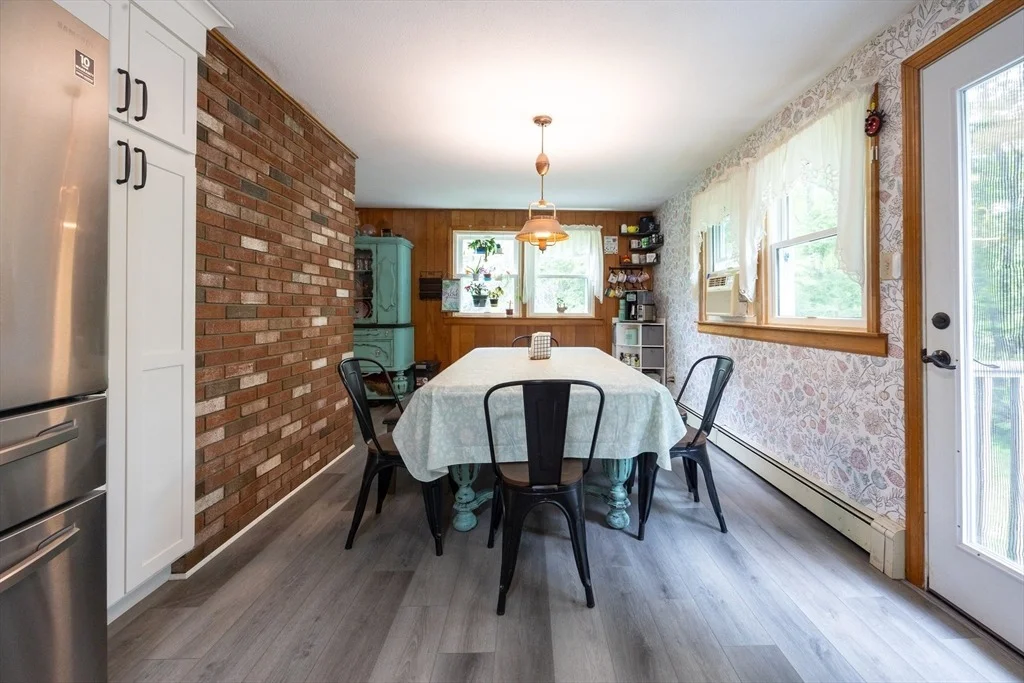 Photo of 18 Cobb Rd