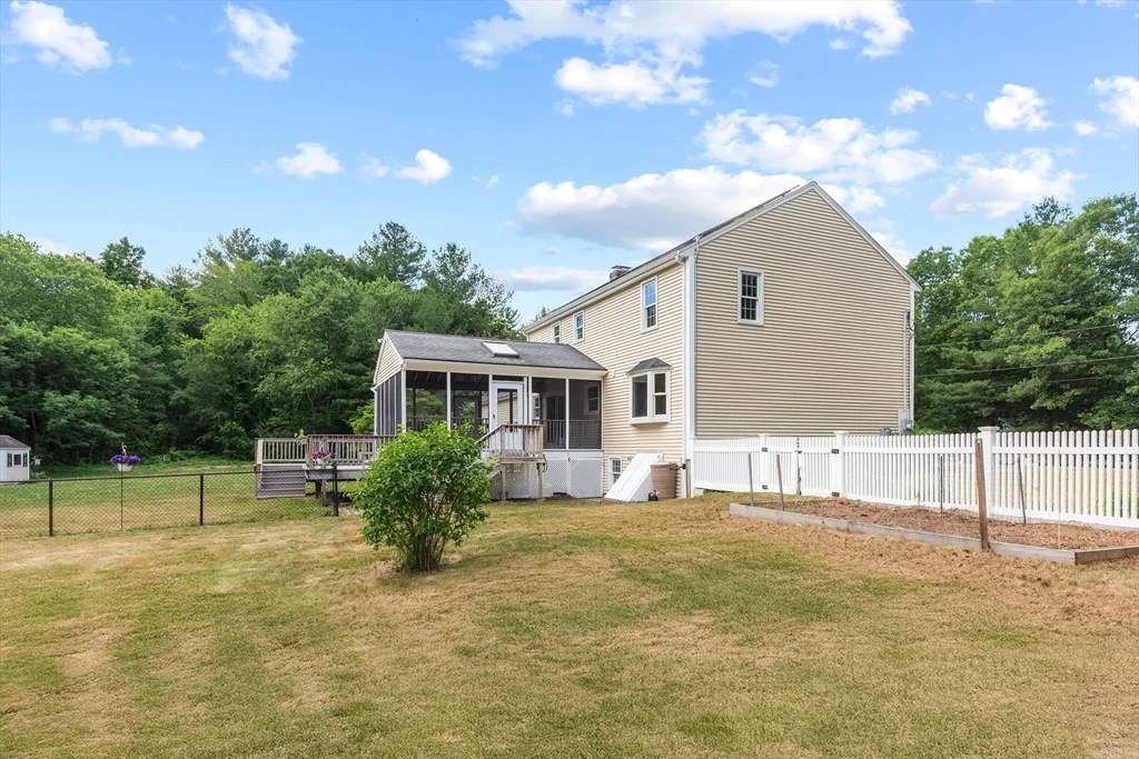 Photo of 10 Strawstone Ln