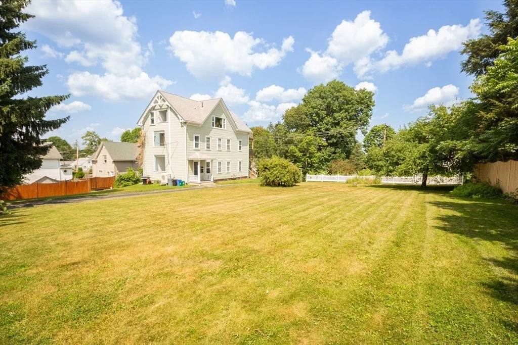 Photo of 18 Steele St