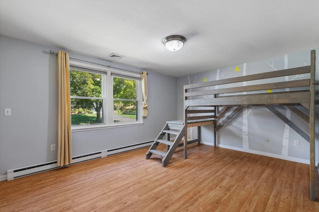 Photo of 36 Barry Rd