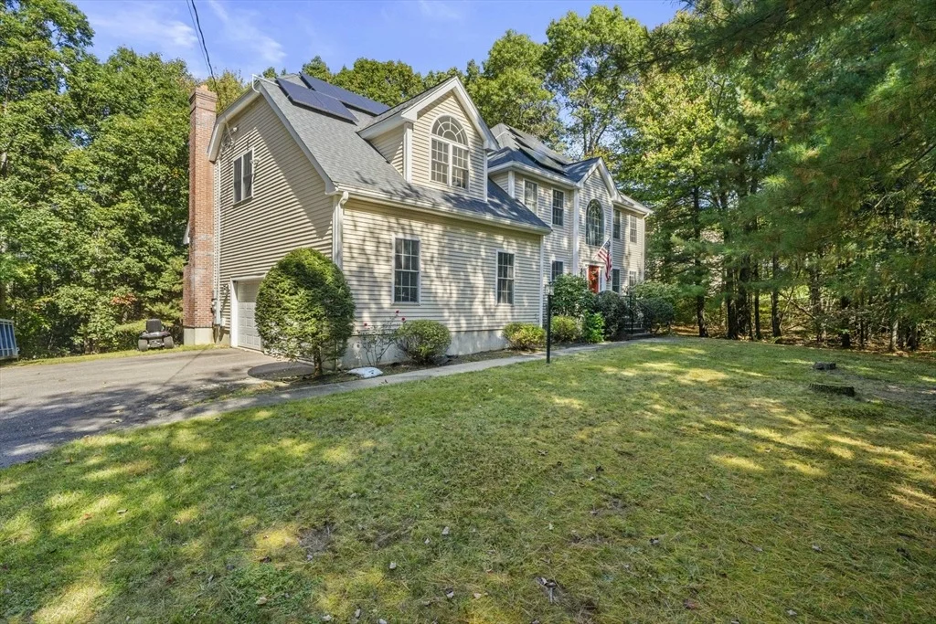 Photo of 2 Rhodes Way