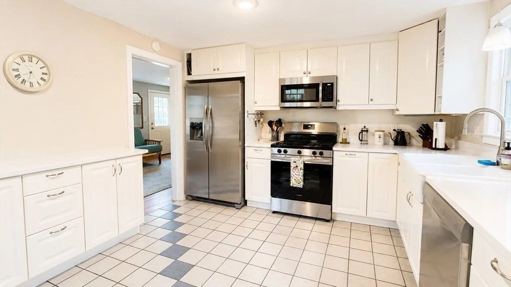Photo of 84 Harlow Dr.