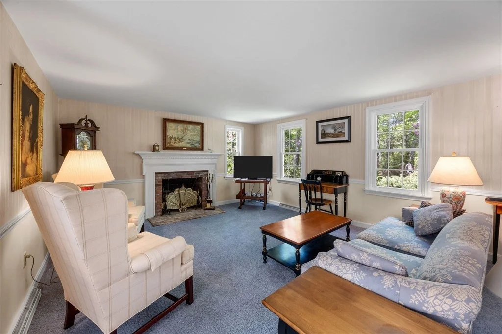 Photo of 160 Joe Long Rd