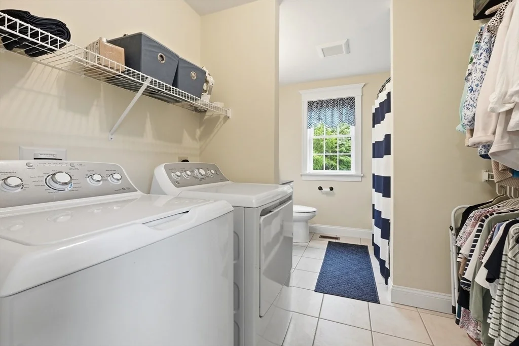 Photo of 215 Sarty Rd