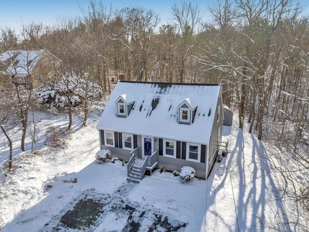 Photo of 169 Sutton Ave