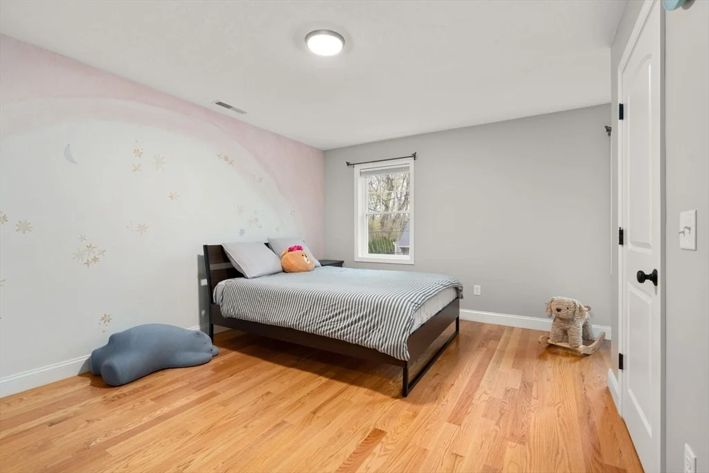 Photo of 97 Batchelder Rd