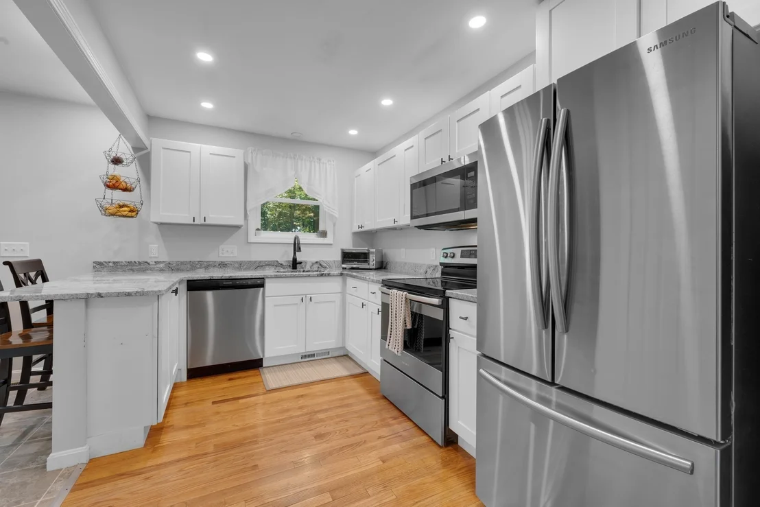 Photo of 6 Barrett Rd