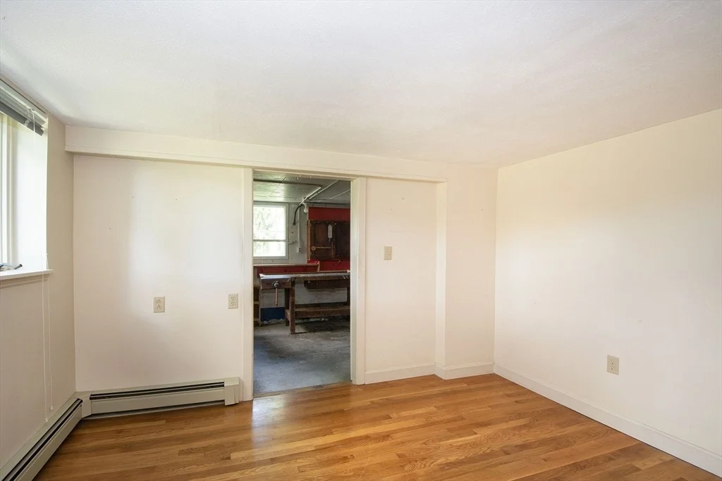 Photo of 6 Damons Point Drive