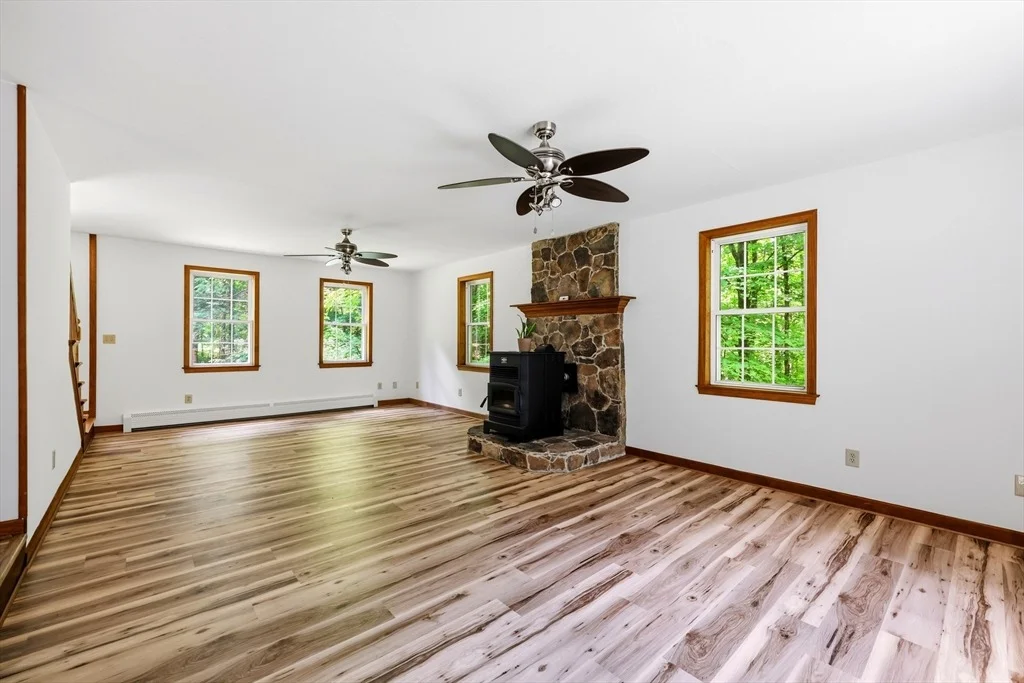 Photo of 60 Bartlett Lane