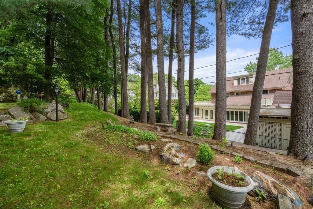Photo of 11 Hancock Hill Dr