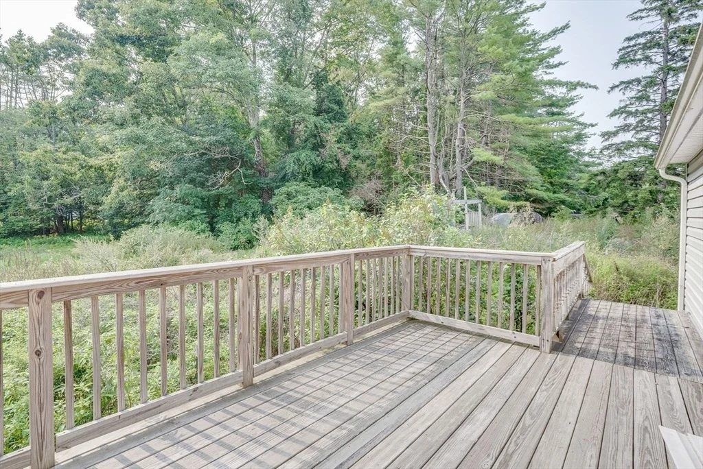 Photo of 691 River St