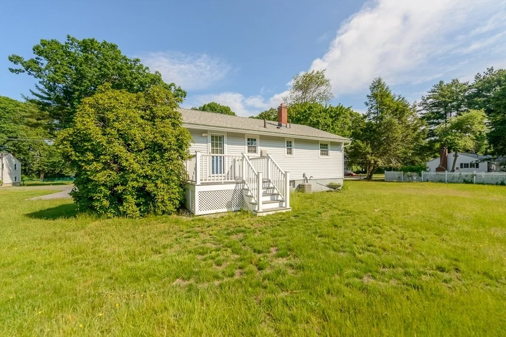Photo of 392 Acton Rd