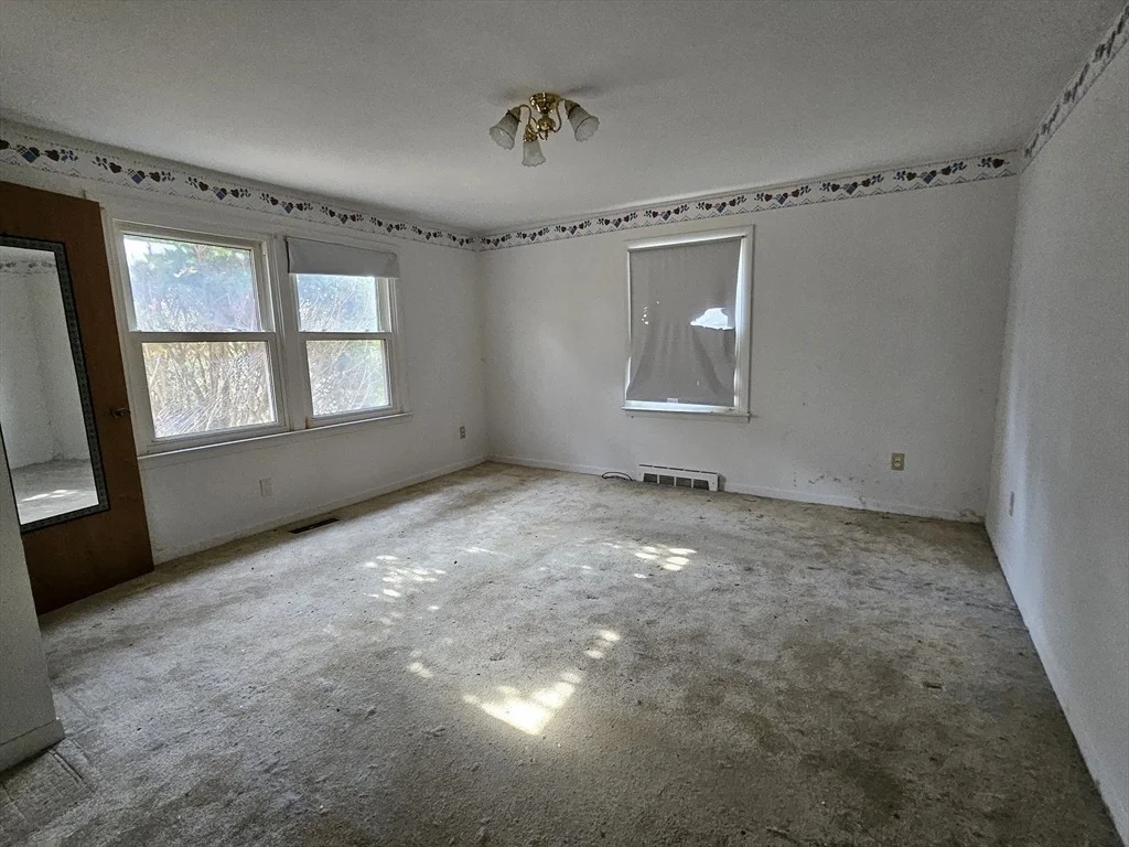 Photo of 10 June Ave