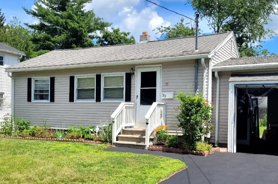 Photo of 33 Markham Cir