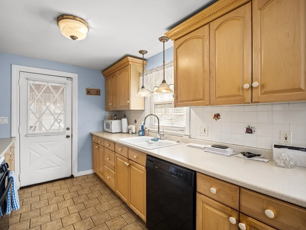 Photo of 30 Caleb St