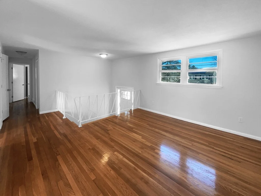 Photo of 14 Sandy Brook Rd