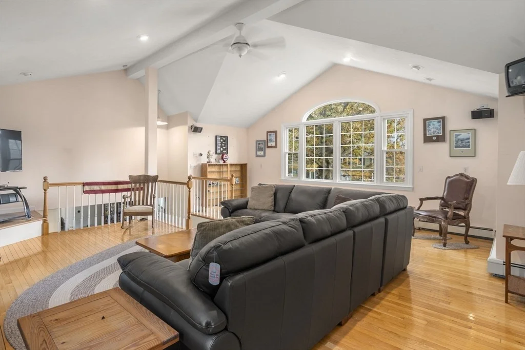 Photo of 25 Briar Dr