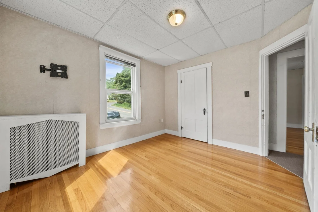 Photo of 76 Harrison Ave