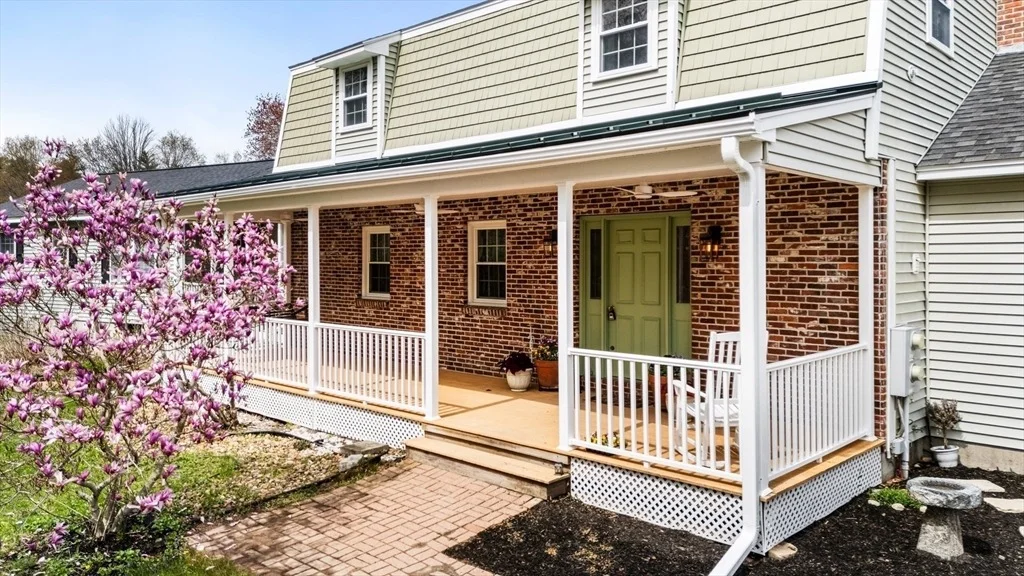 Photo of 534 Hooksett