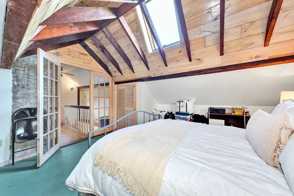 Photo of 321 Park Avenue