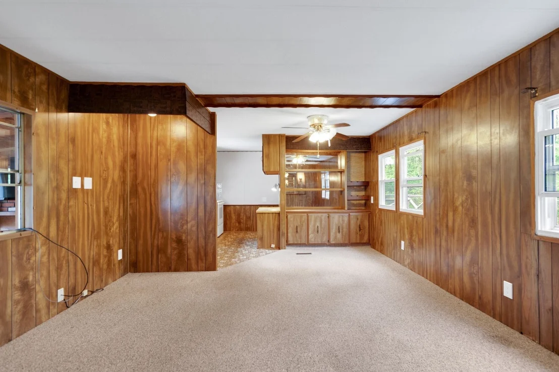 Photo of 39 Thayer Dr