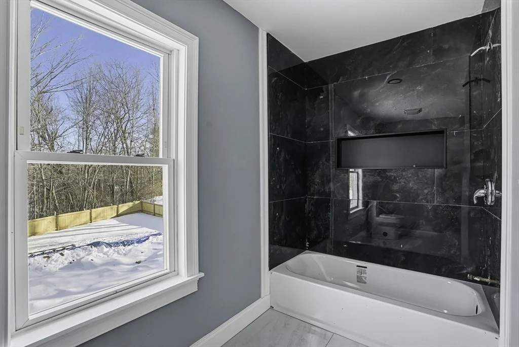 Photo of 140 Spring St