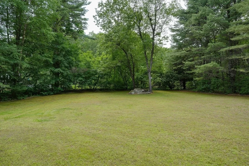 Photo of 42 Cherlyn Dr