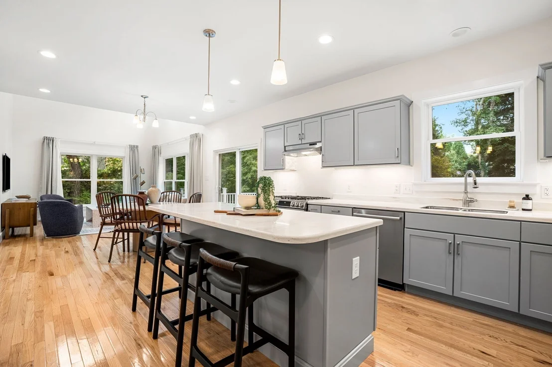 Photo of 42 Winthrop Road