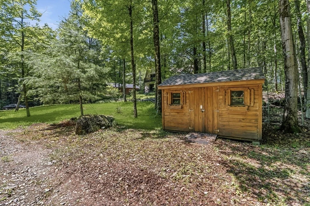 Photo of 345 Harvey Rd