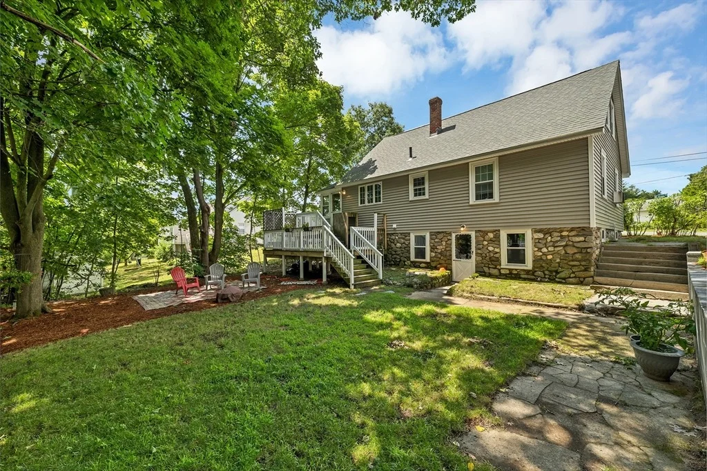 Photo of 121 Elm St