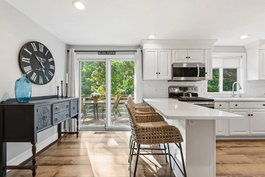 Photo of 15 River Edge Rd