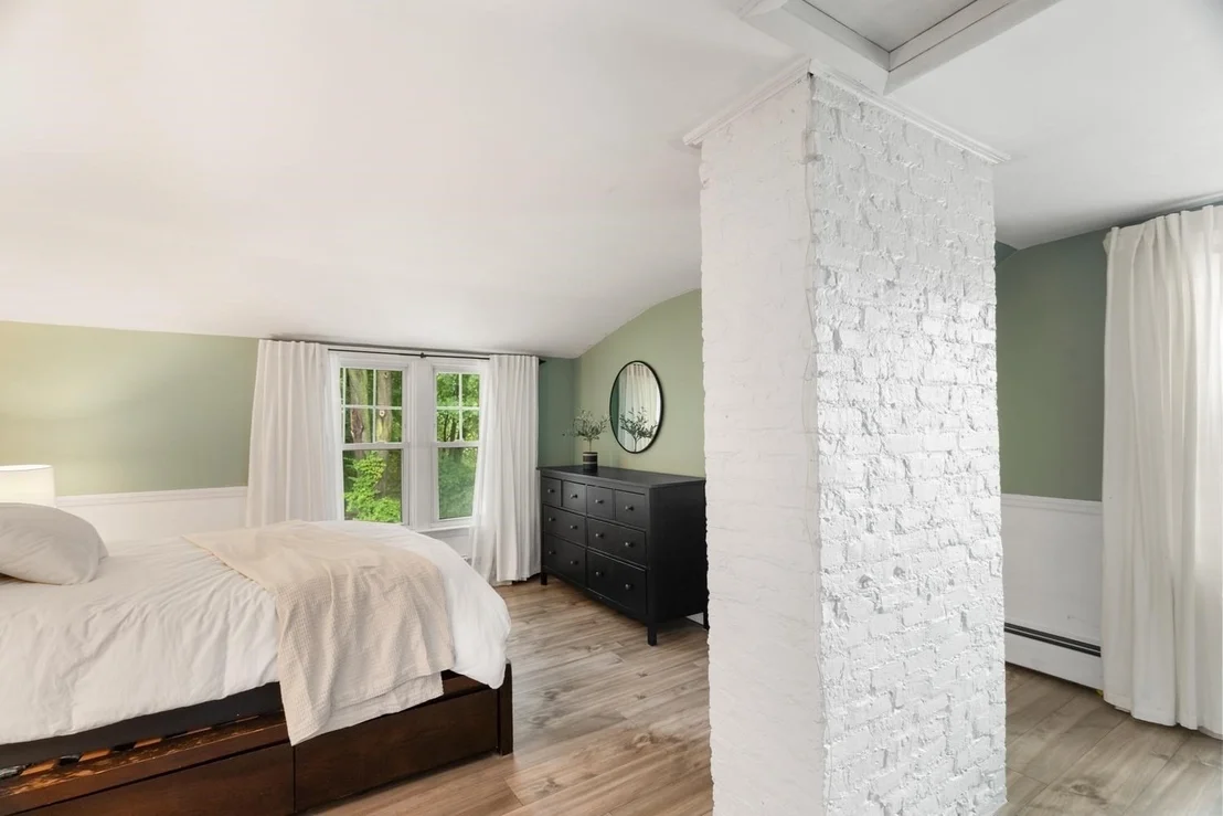 Photo of 67 Ellsworth Rd