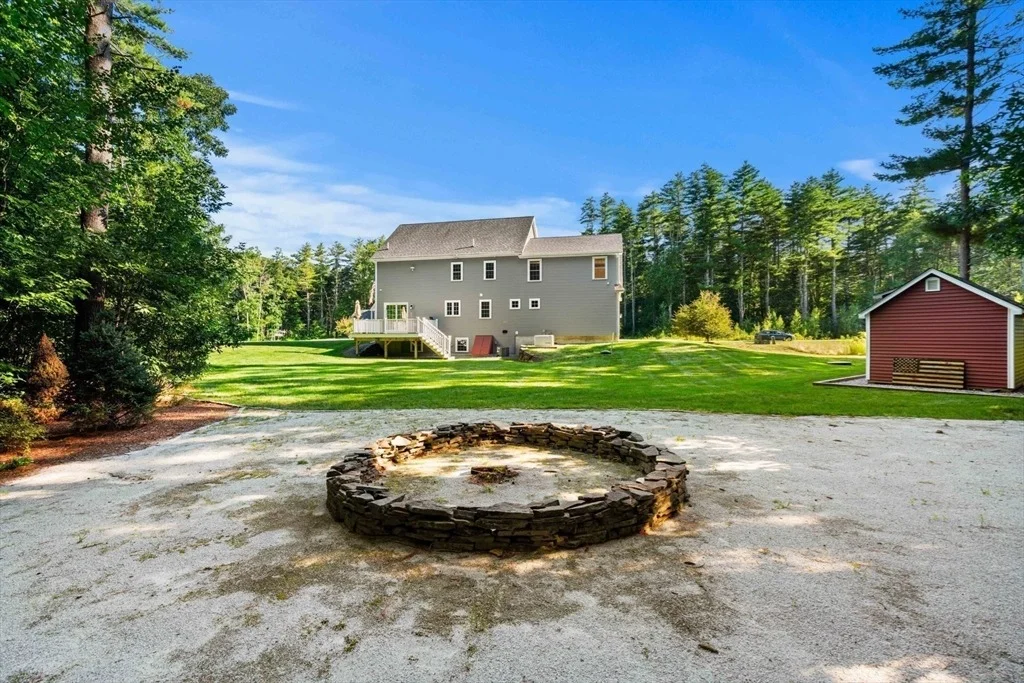 Photo of 431 River St