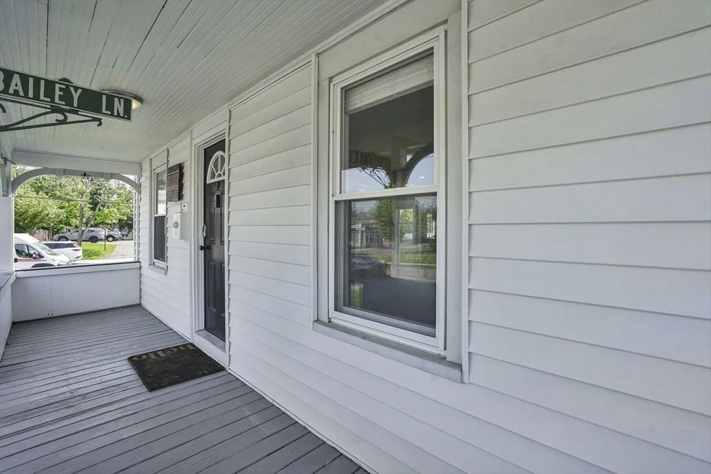 Photo of 7 Maple St