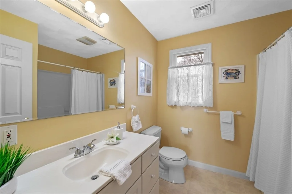 Photo of 7 Hilltop Drive