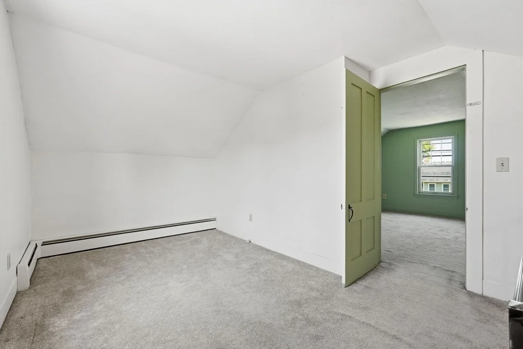 Photo of 71 Chestnut St