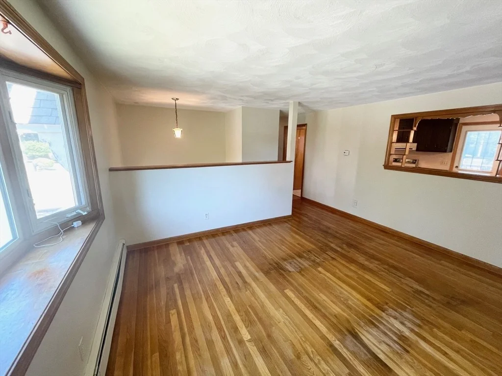 Photo of 147 Colonial Drive