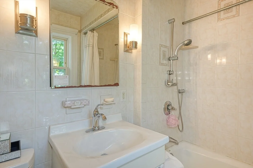 Photo of 27 Appleton St