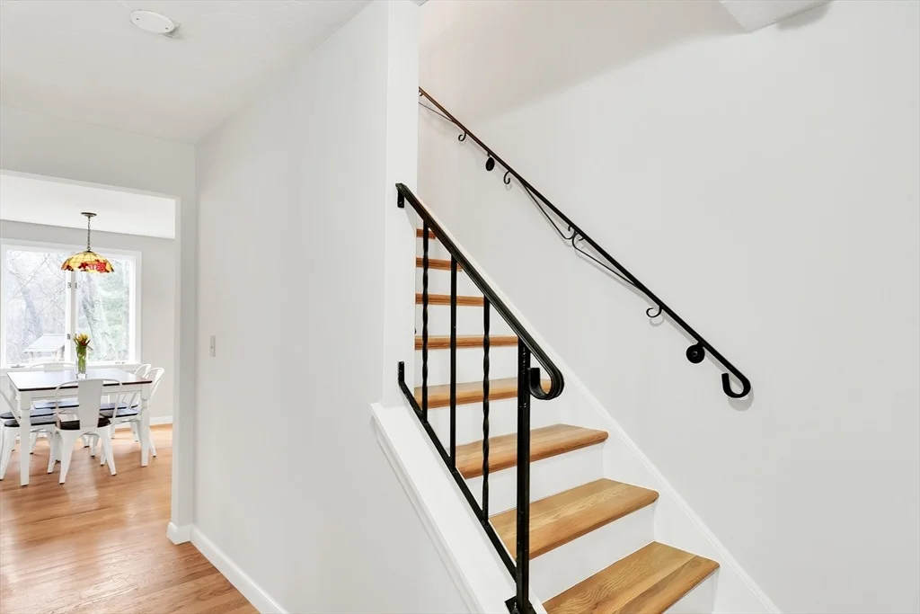 Photo of 6 Flanagan Dr