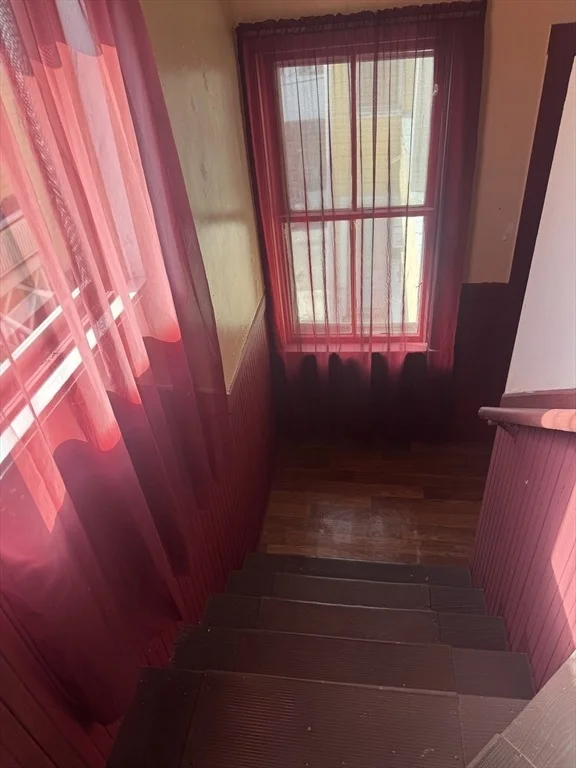 Photo of 84 Everett St