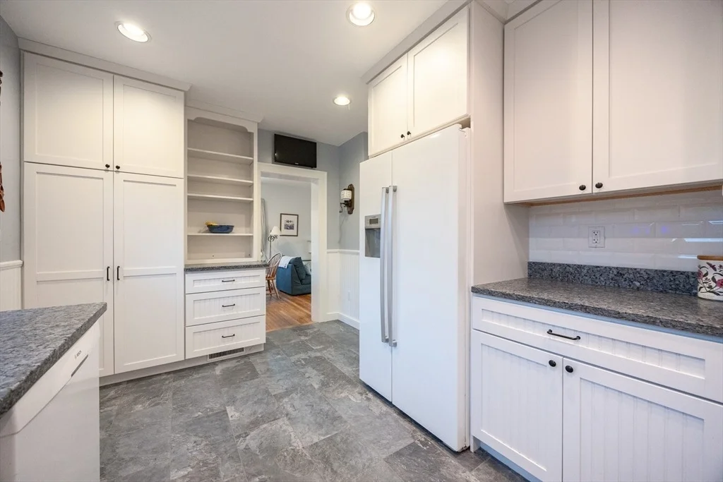 Photo of 51 Barnstable St