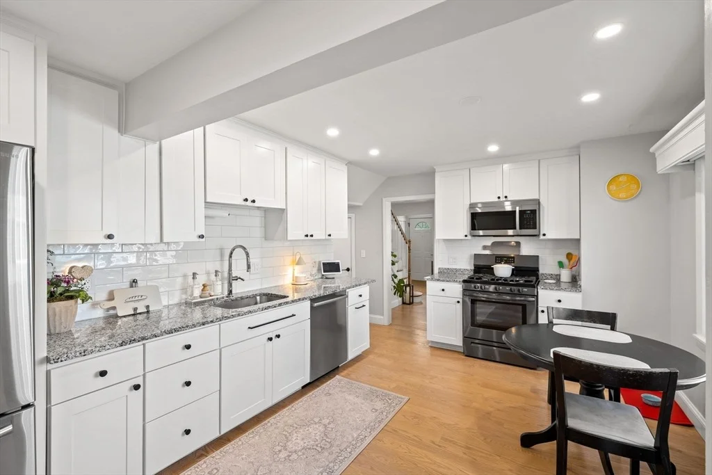 Photo of 76 Perkins St