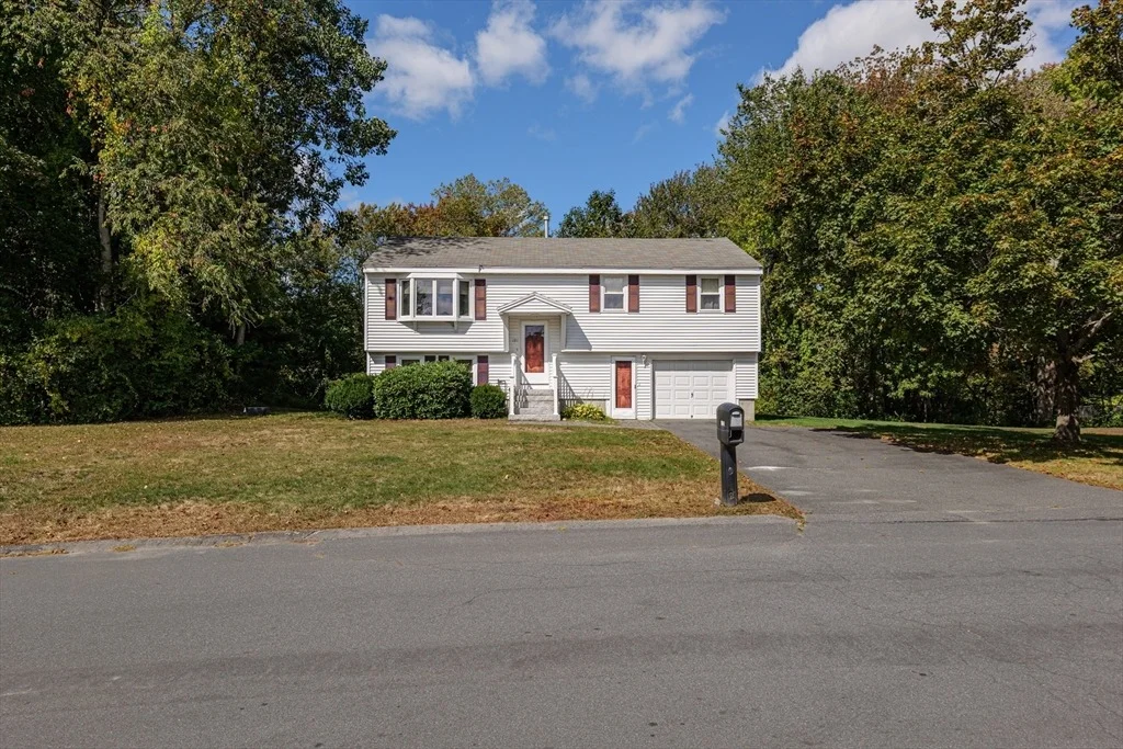 Photo of 131 Bridle Path Ln