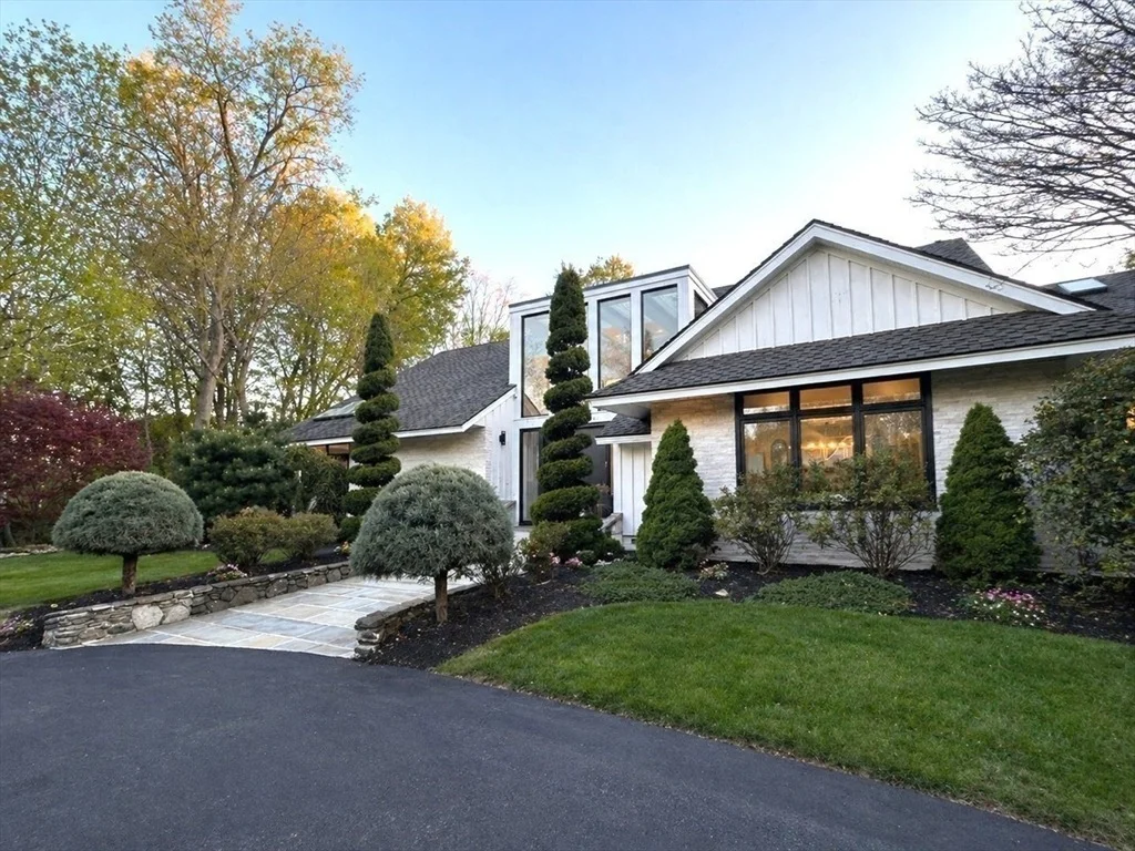 Photo of 34 Tennyson