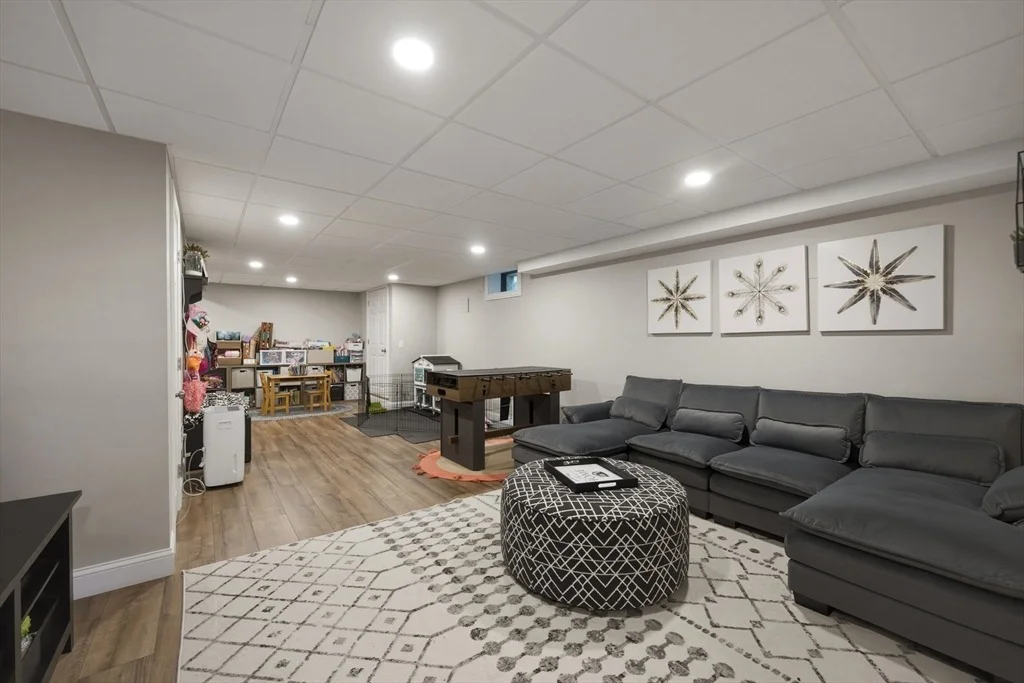Photo of 424 Langen Rd