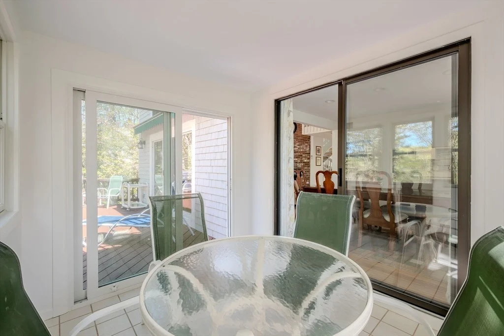 Photo of 41 Greensward Cir