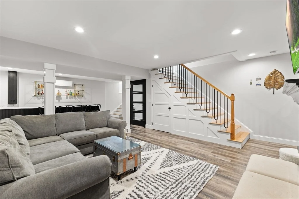Photo of 6 Jacoby Way