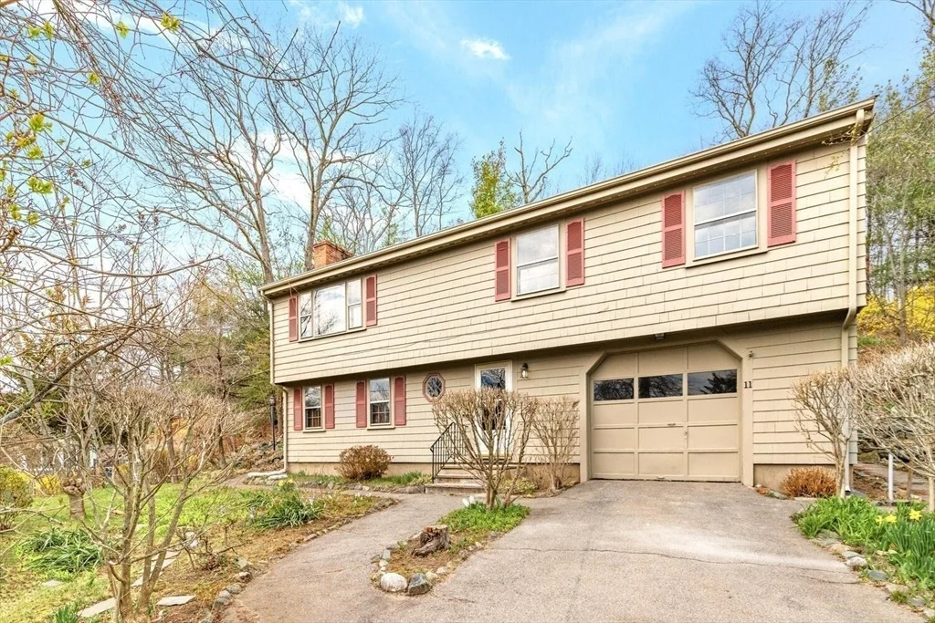Photo of 11 Ludlow Ave