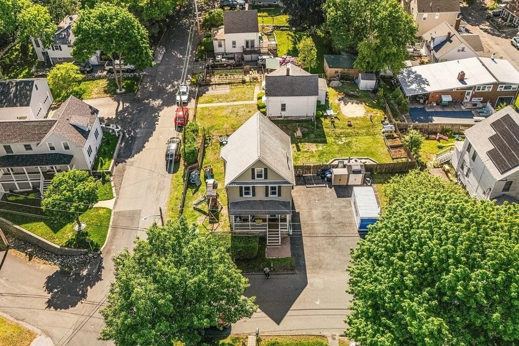 Photo of 19 Laconia Ave