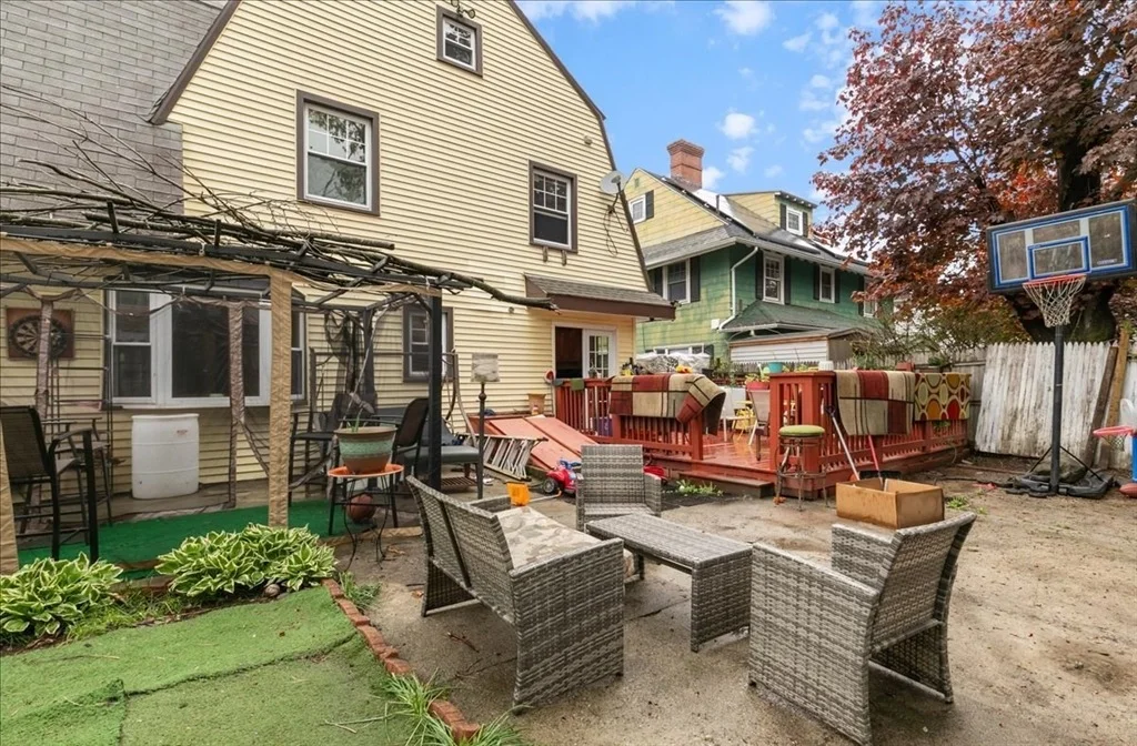 Photo of 58 Salem St